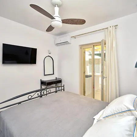 Holiday home Maria - Surfers Bluewave Naousa (Paros)